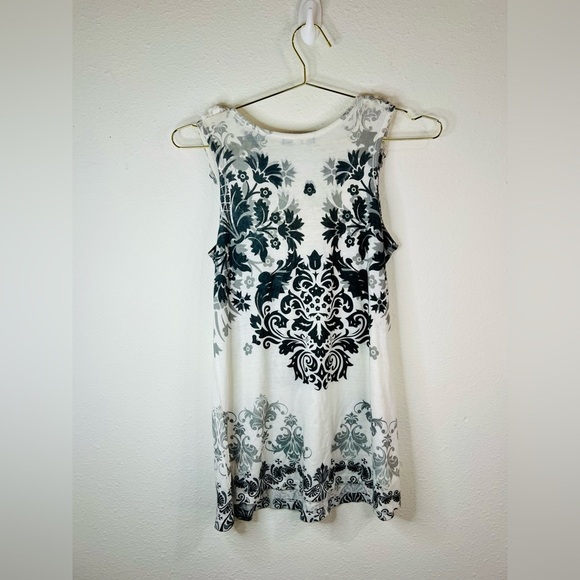 Espresso Women's Small Boho Floral Accent Sleeveless Tunic Top Black, Gray White - Picture 5 of 16